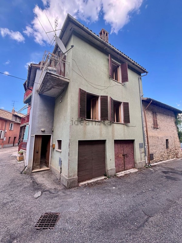 appartamento in vendita a Todi in zona Pian di San Martino