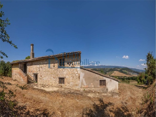 casale in vendita a Todi in zona Vasciano