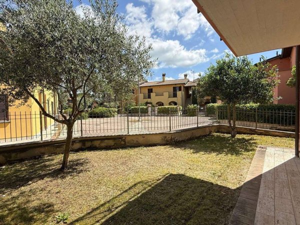 appartamento in vendita a Todi in zona Rosceto