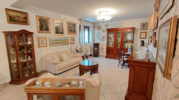 casa indipendente in vendita a Todi in zona Pantalla