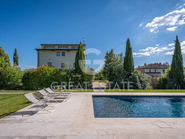 casa indipendente in vendita a Todi