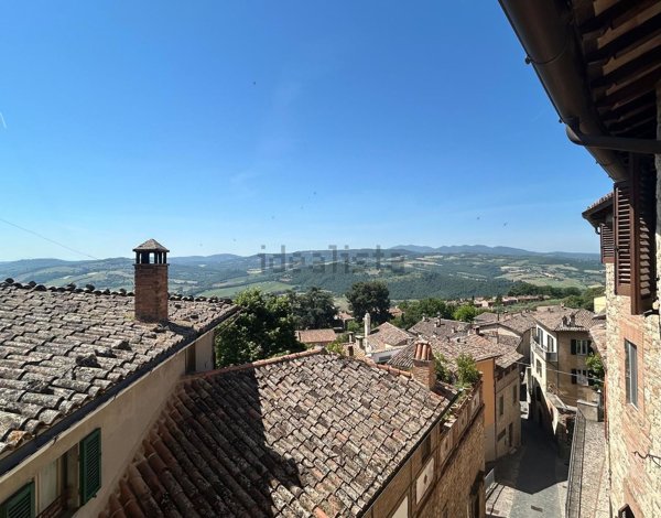 appartamento in vendita a Todi