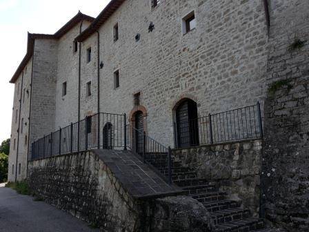 appartamento in vendita a Todi in zona Izzalini
