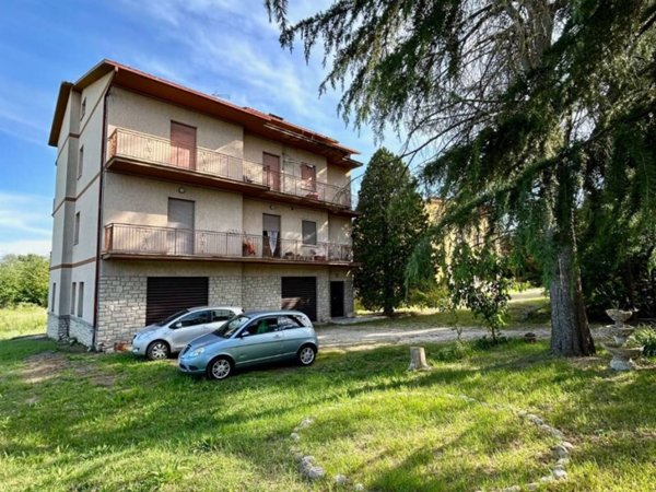 casa indipendente in vendita a Todi