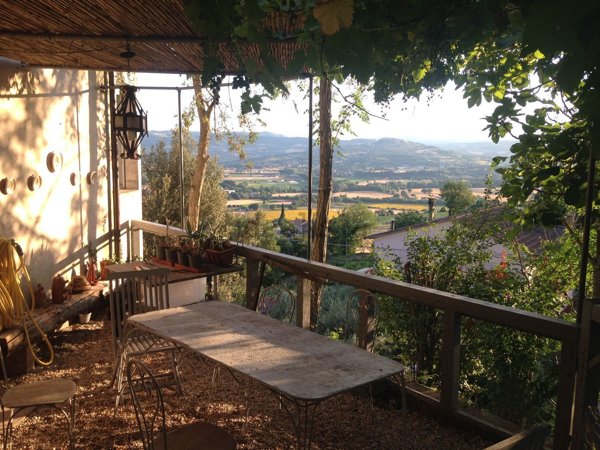 casa indipendente in vendita a Todi in zona Ripaioli
