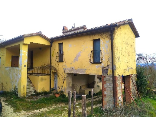appartamento in vendita a Todi in zona Ponterio Stazione