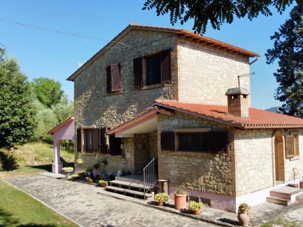 casa indipendente in vendita a Todi in zona Vasciano