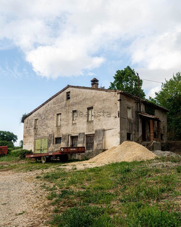 casale in vendita a Todi