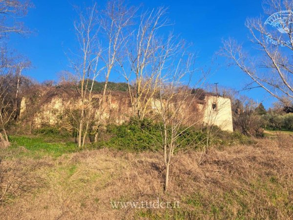 casa indipendente in vendita a Todi