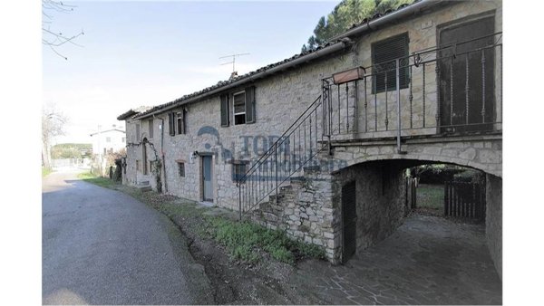 quadrivano in vendita a Todi in zona Pian di San Martino