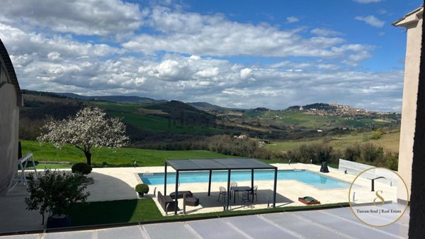 casa indipendente in vendita a Todi