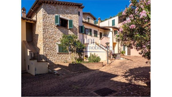 appartamento in vendita a Todi
