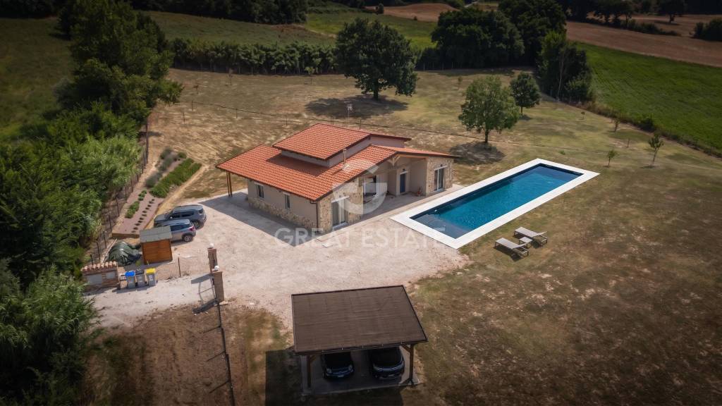 casa indipendente in vendita a Todi in zona Spagliagrano