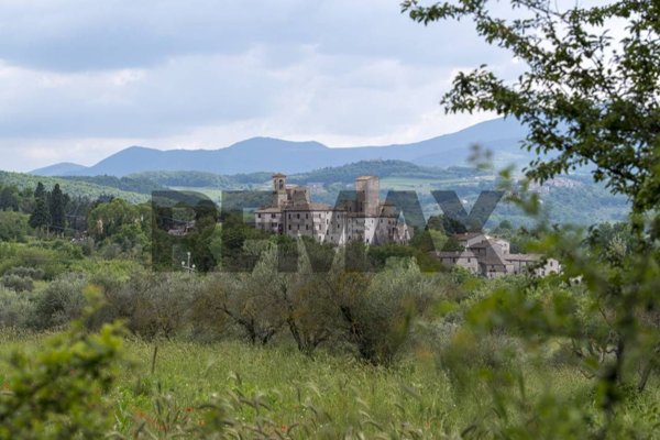 casale in vendita a Todi in zona Izzalini