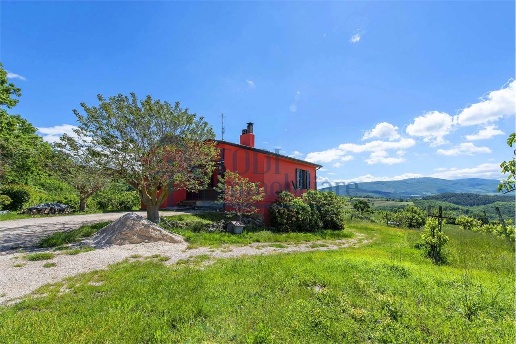 casa indipendente in vendita a Todi