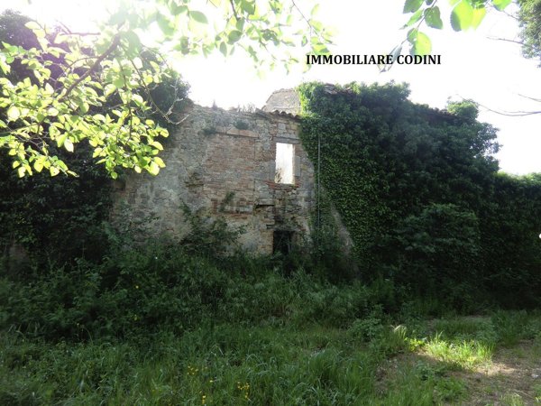 casale in vendita a Todi in zona Vasciano