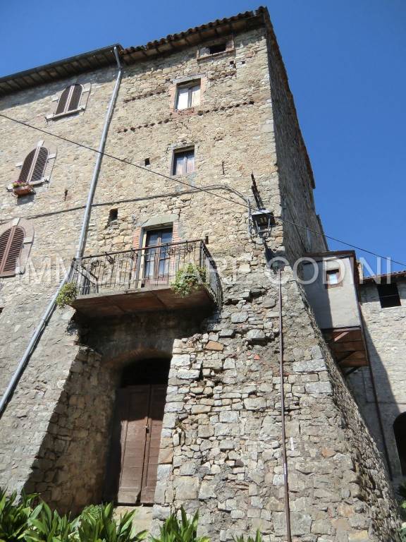 appartamento in vendita a Todi in zona Cecanibbi