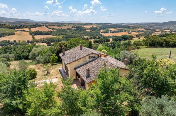 casale in vendita a Todi