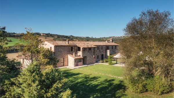 casale in vendita a Todi in zona Rosceto