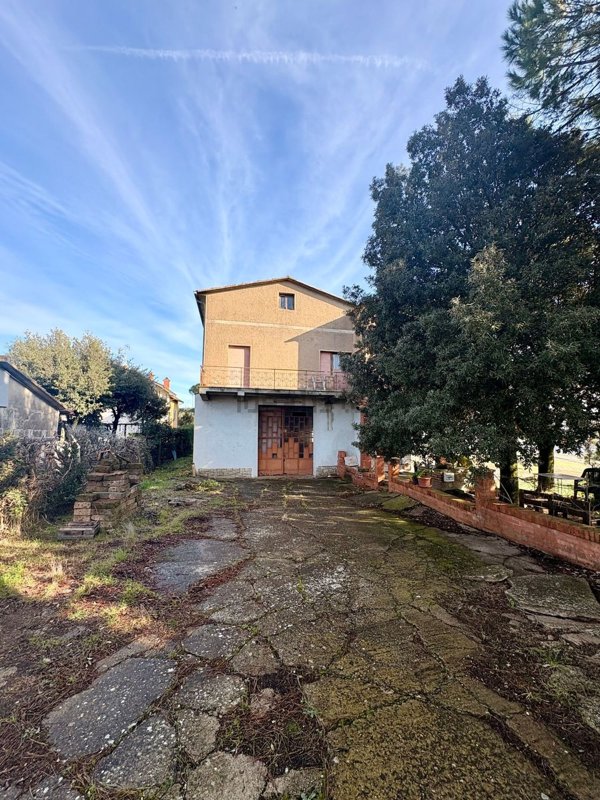 casa indipendente in vendita a Todi in zona Fiore