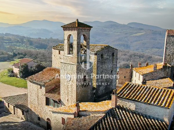 casa indipendente in vendita a Todi in zona Izzalini
