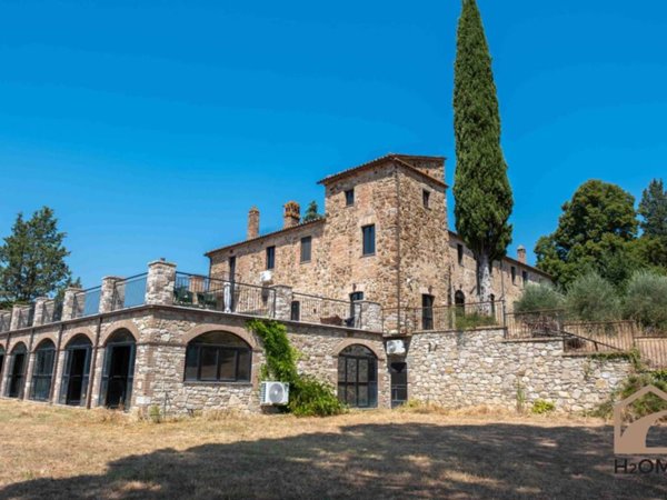 intera palazzina in vendita a Todi in zona Pontecuti