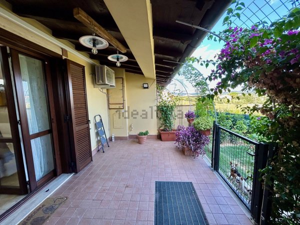 casa indipendente in vendita a Todi