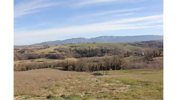 terreno in vendita a Todi