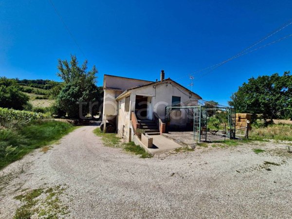 casa indipendente in vendita a Todi in zona Pantalla