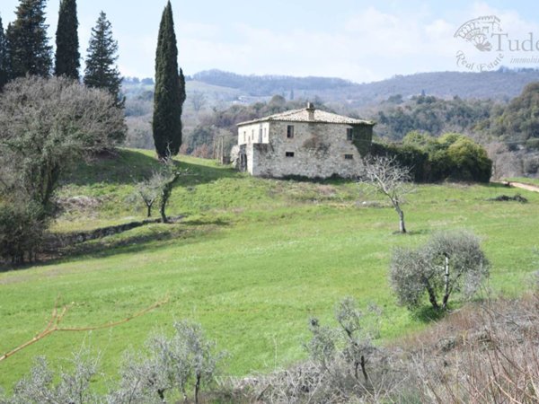 casa indipendente in vendita a Todi in zona Canonica