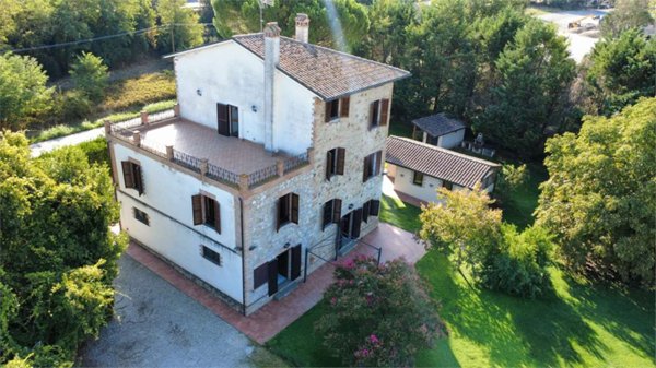 casa indipendente in vendita a Todi in zona Ilci