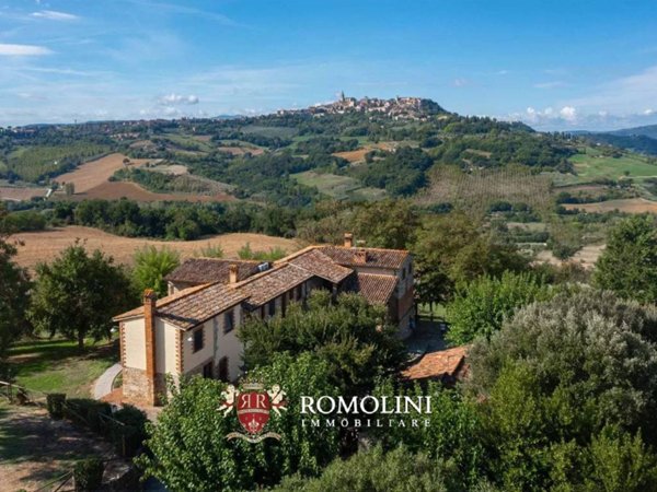 casa indipendente in vendita a Todi