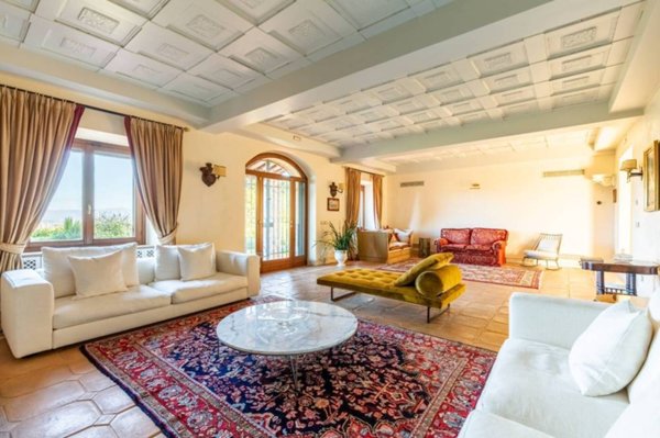 casa indipendente in vendita a Todi in zona Canonica