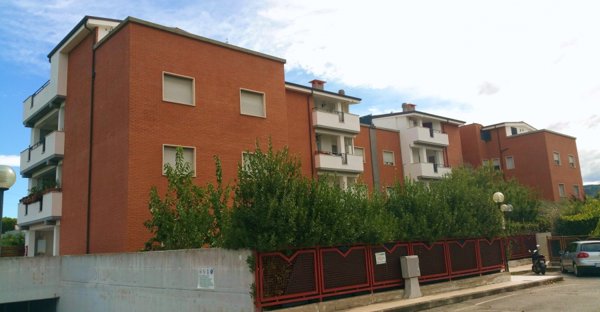 appartamento in vendita a Torgiano in zona Pontenuovo