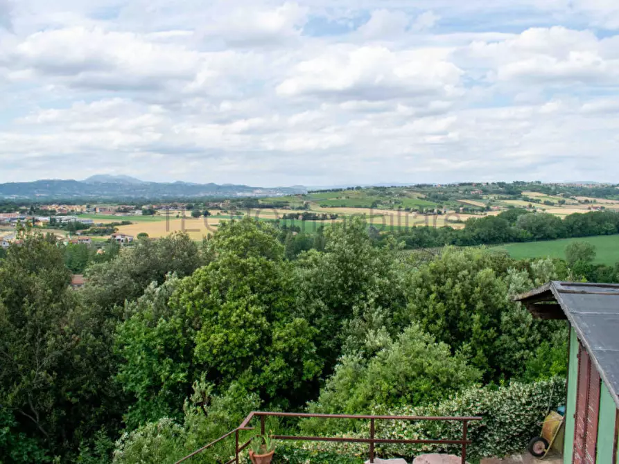 casa indipendente in vendita a Torgiano