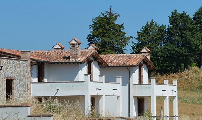 casa indipendente in vendita a Torgiano