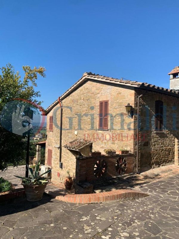 casale in vendita a Torgiano