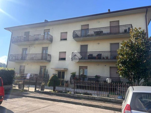appartamento in vendita a Torgiano in zona Miralduolo