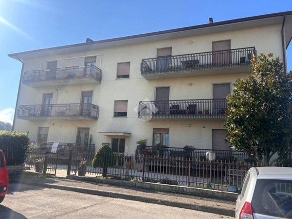 appartamento in vendita a Torgiano in zona Miralduolo
