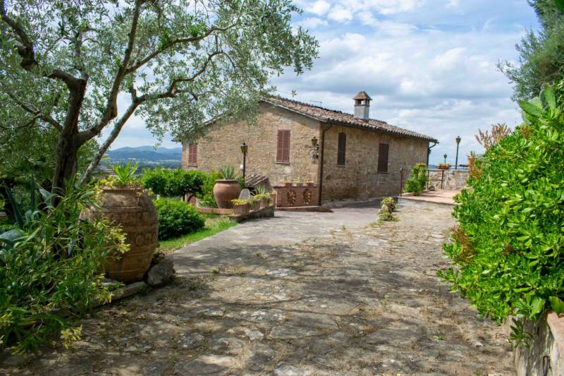 casa indipendente in vendita a Torgiano