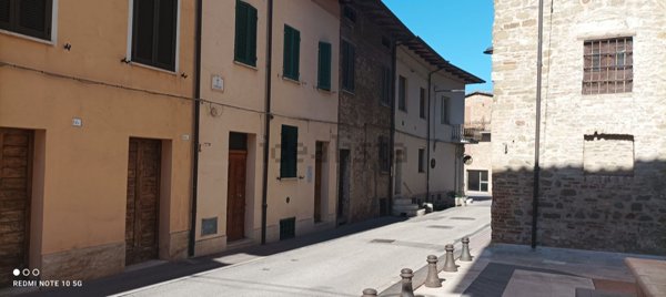 casa indipendente in vendita a Torgiano