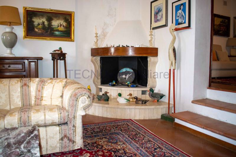 casa indipendente in vendita a Torgiano