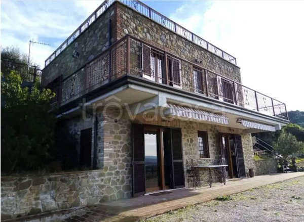 casa indipendente in vendita a Torgiano