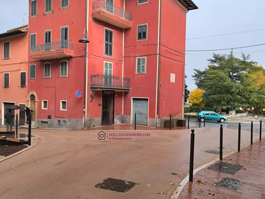 casa indipendente in vendita a Torgiano