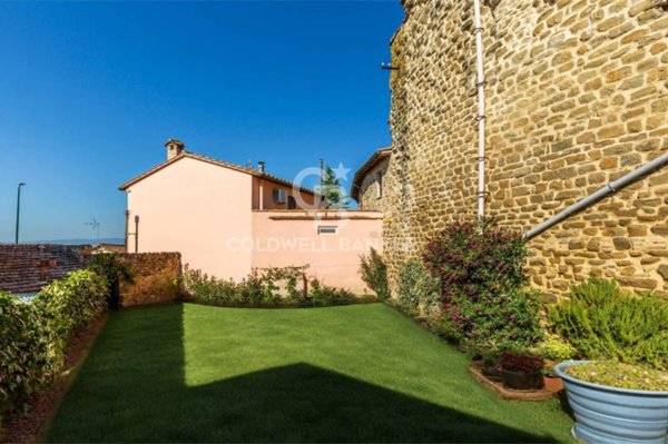 casa indipendente in vendita a Torgiano in zona Brufa