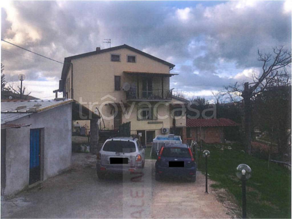casa indipendente in vendita a Torgiano