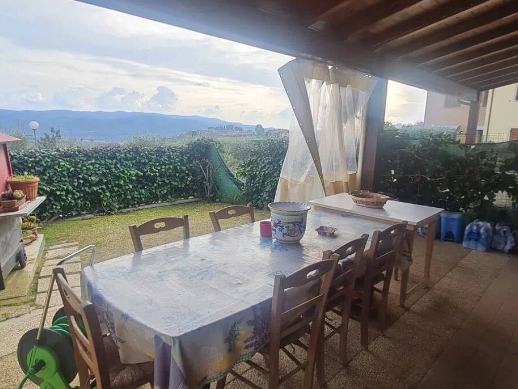 appartamento in vendita a Torgiano in zona Brufa