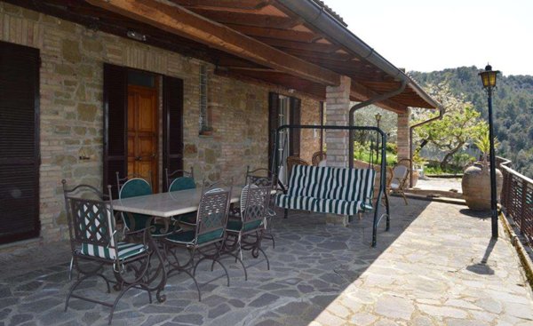 casa indipendente in vendita a Torgiano in zona Signoria