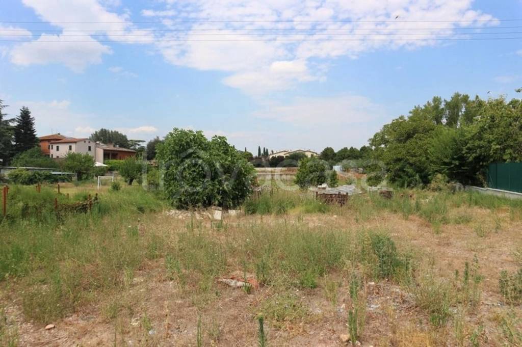 terreno edificabile in vendita a Torgiano in zona Fornaci