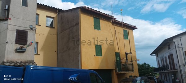 pentavano in vendita a Torgiano